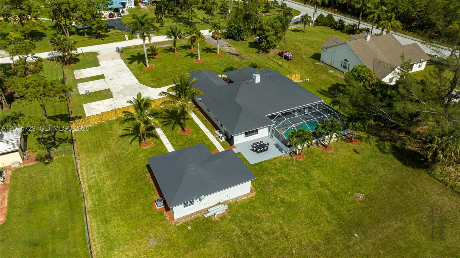 11066 N 46th Pl N West Palm Beach, FL 33411