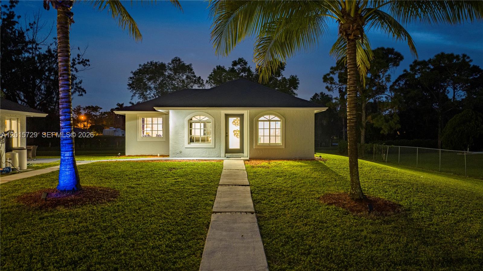 11066 N 46th Pl N West Palm Beach, FL 33411