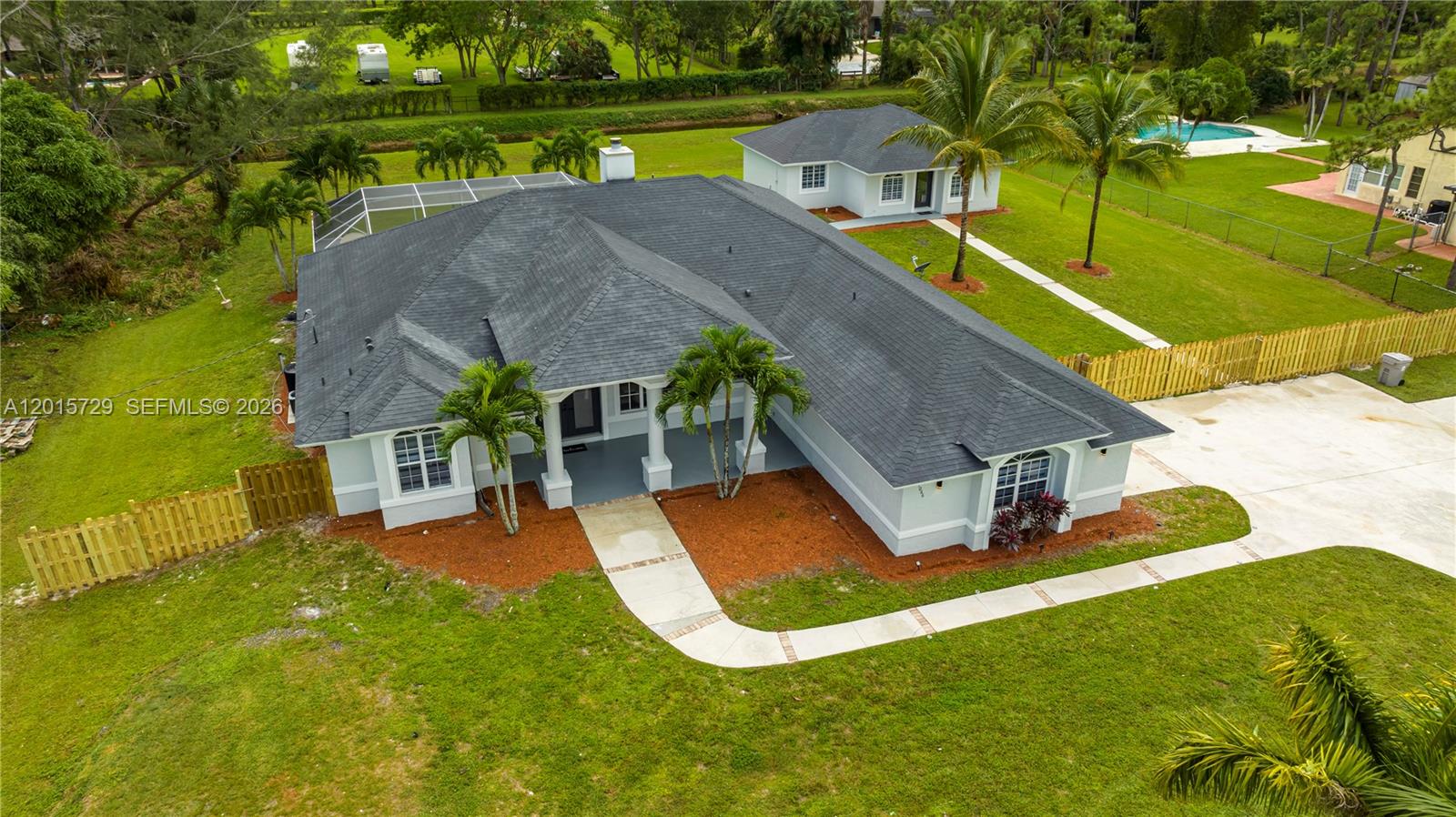 11066 N 46th Pl N West Palm Beach, FL 33411