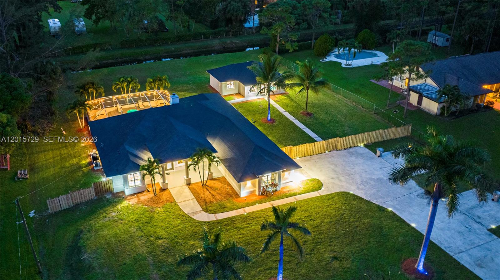 11066 N 46th Pl N West Palm Beach, FL 33411
