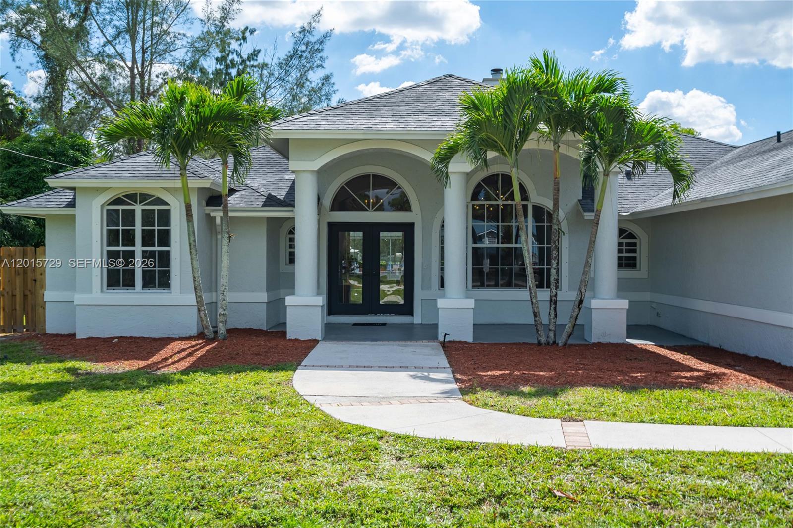11066 N 46th Pl N West Palm Beach, FL 33411