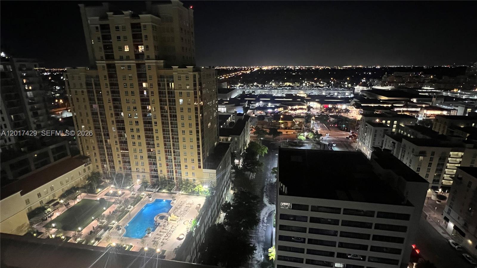 9055 SW 73rd Ct #2007 Miami, FL 33156