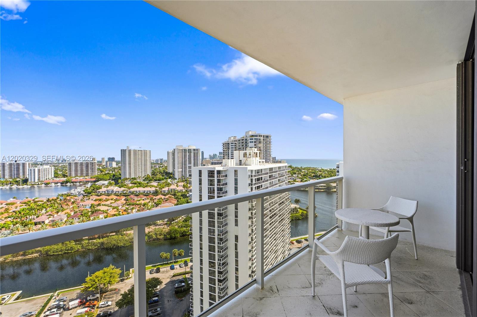 20281 E Country Clb Dr #2101 Aventura, FL 33180