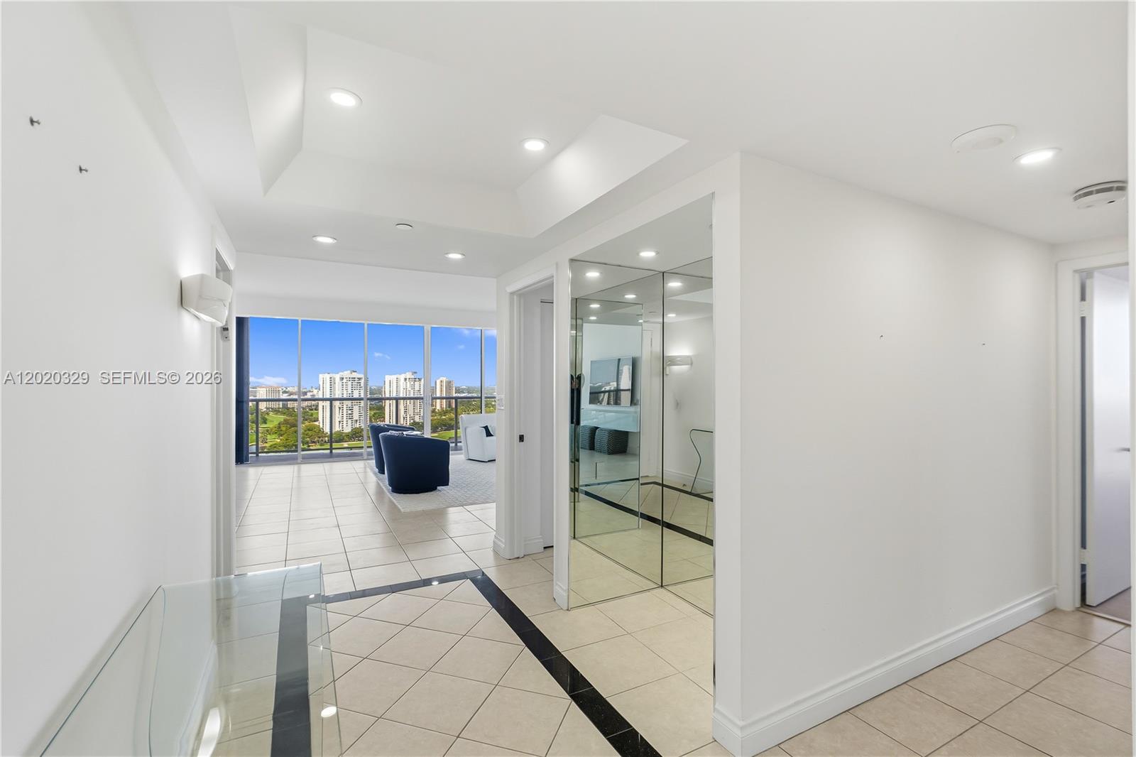20281 E Country Clb Dr #2101 Aventura, FL 33180