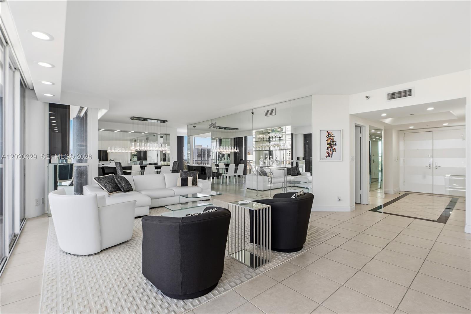 20281 E Country Clb Dr #2101 Aventura, FL 33180