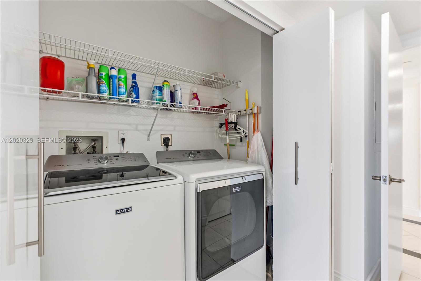 20281 E Country Clb Dr #2101 Aventura, FL 33180