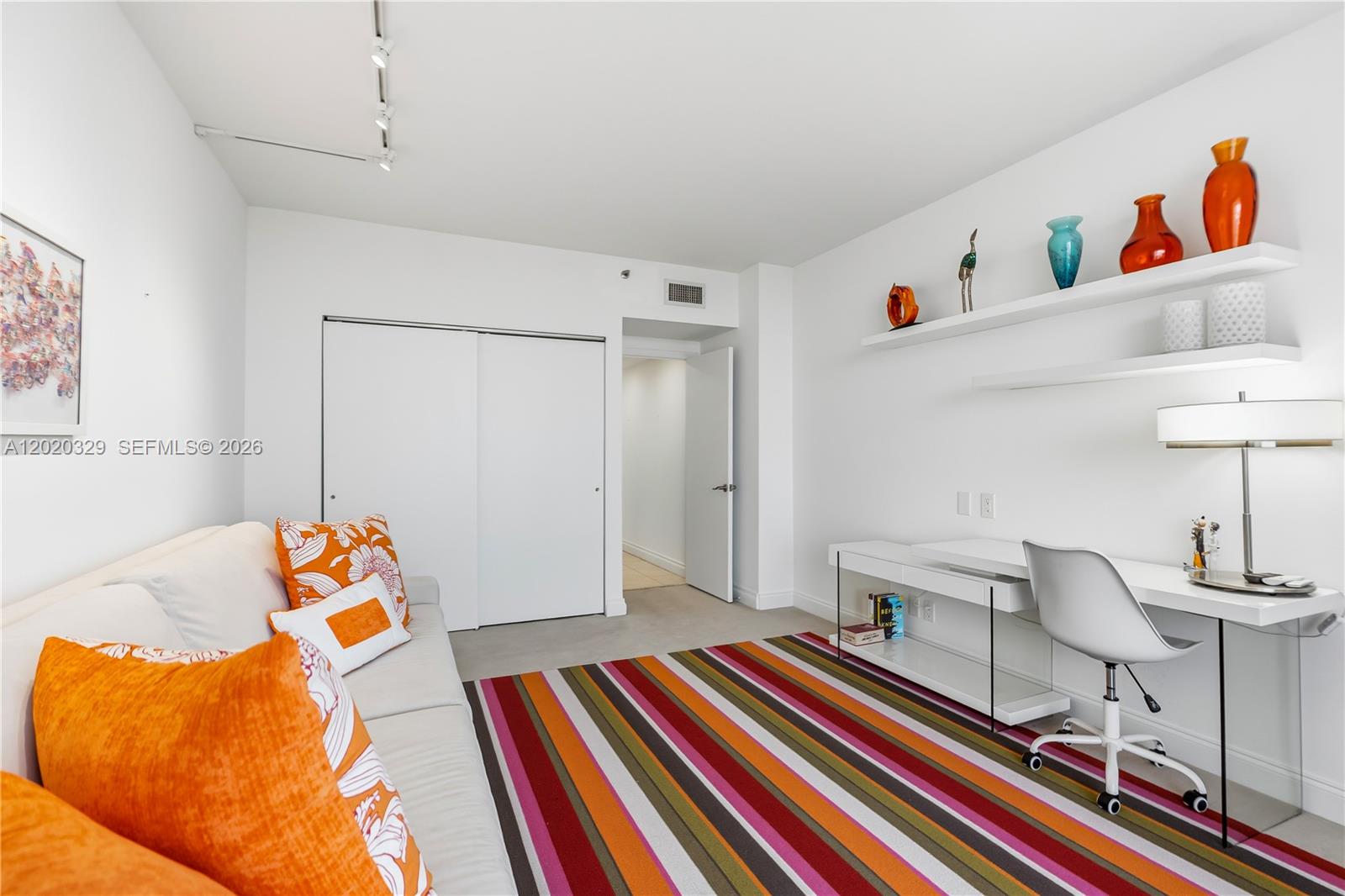 20281 E Country Clb Dr #2101 Aventura, FL 33180