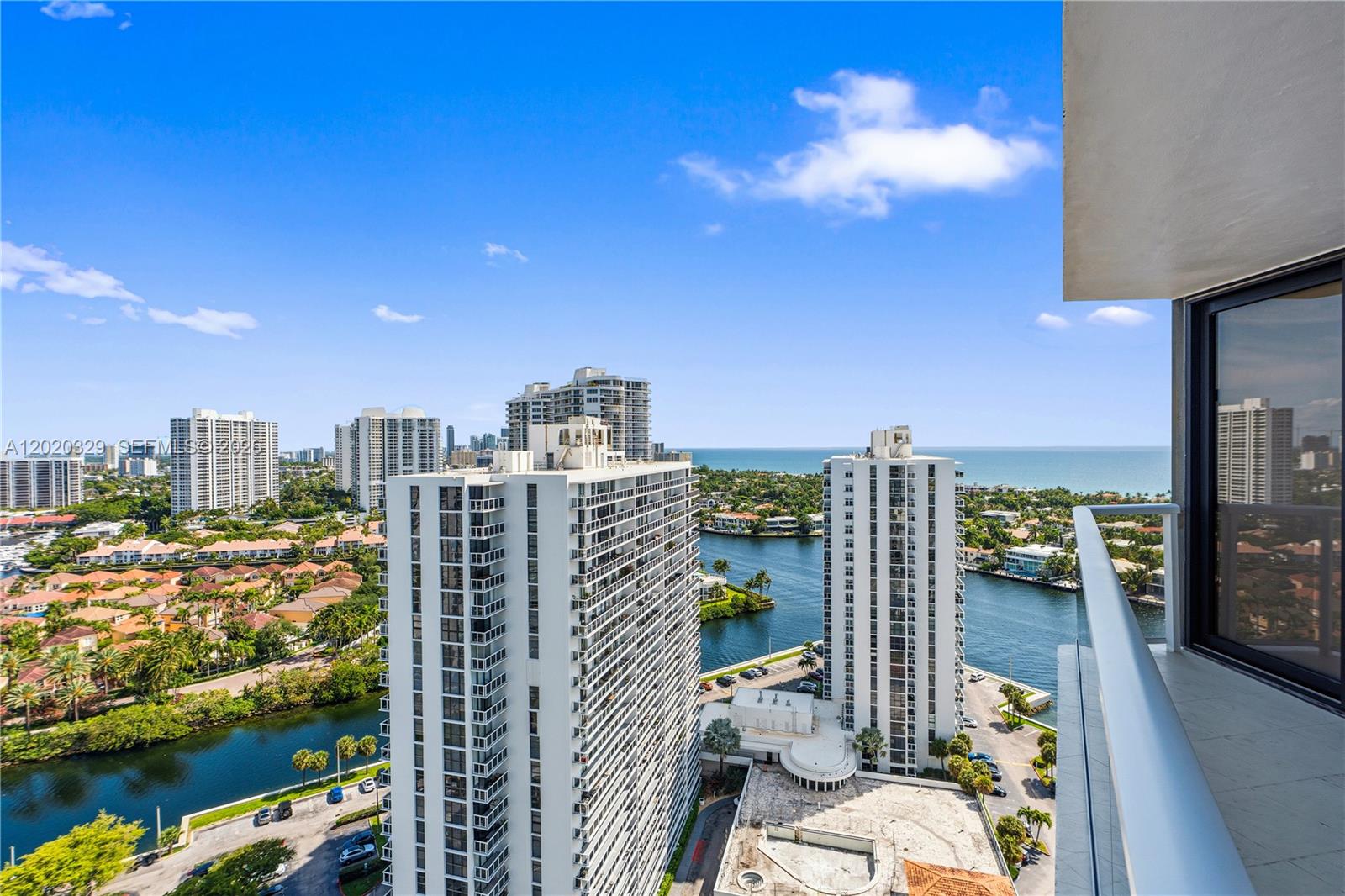 20281 E Country Clb Dr #2101 Aventura, FL 33180