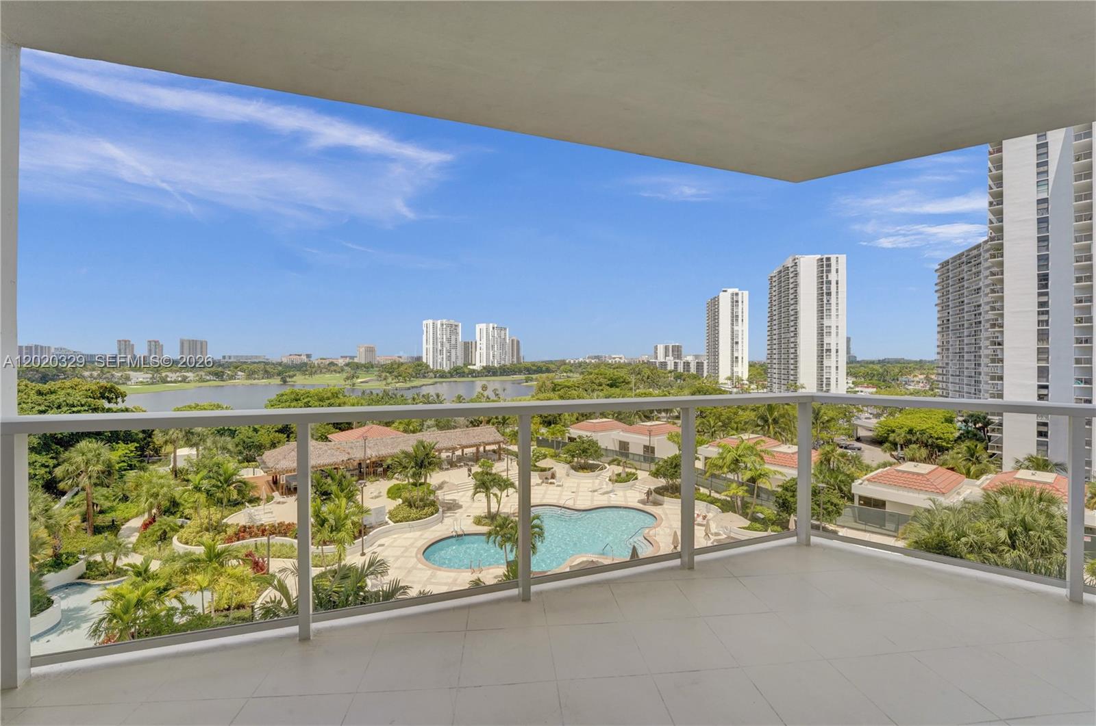 20281 E Country Clb Dr #2101 Aventura, FL 33180