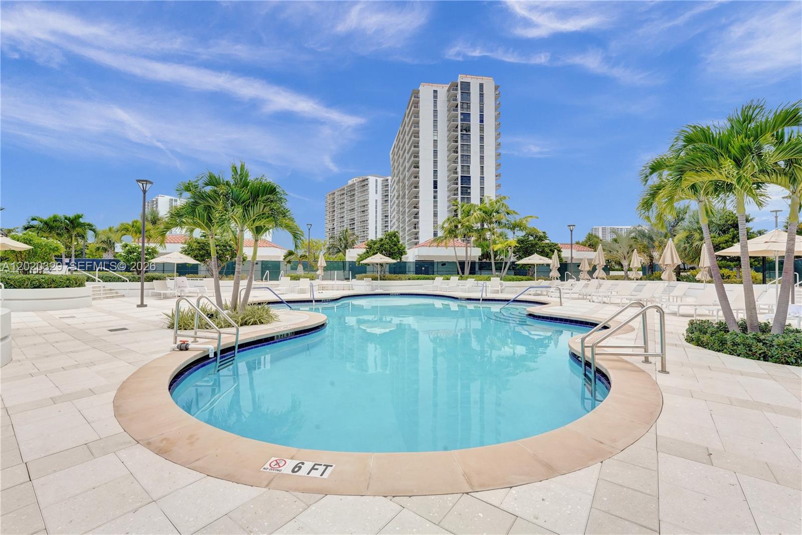 20281 E Country Clb Dr #2101 Aventura, FL 33180