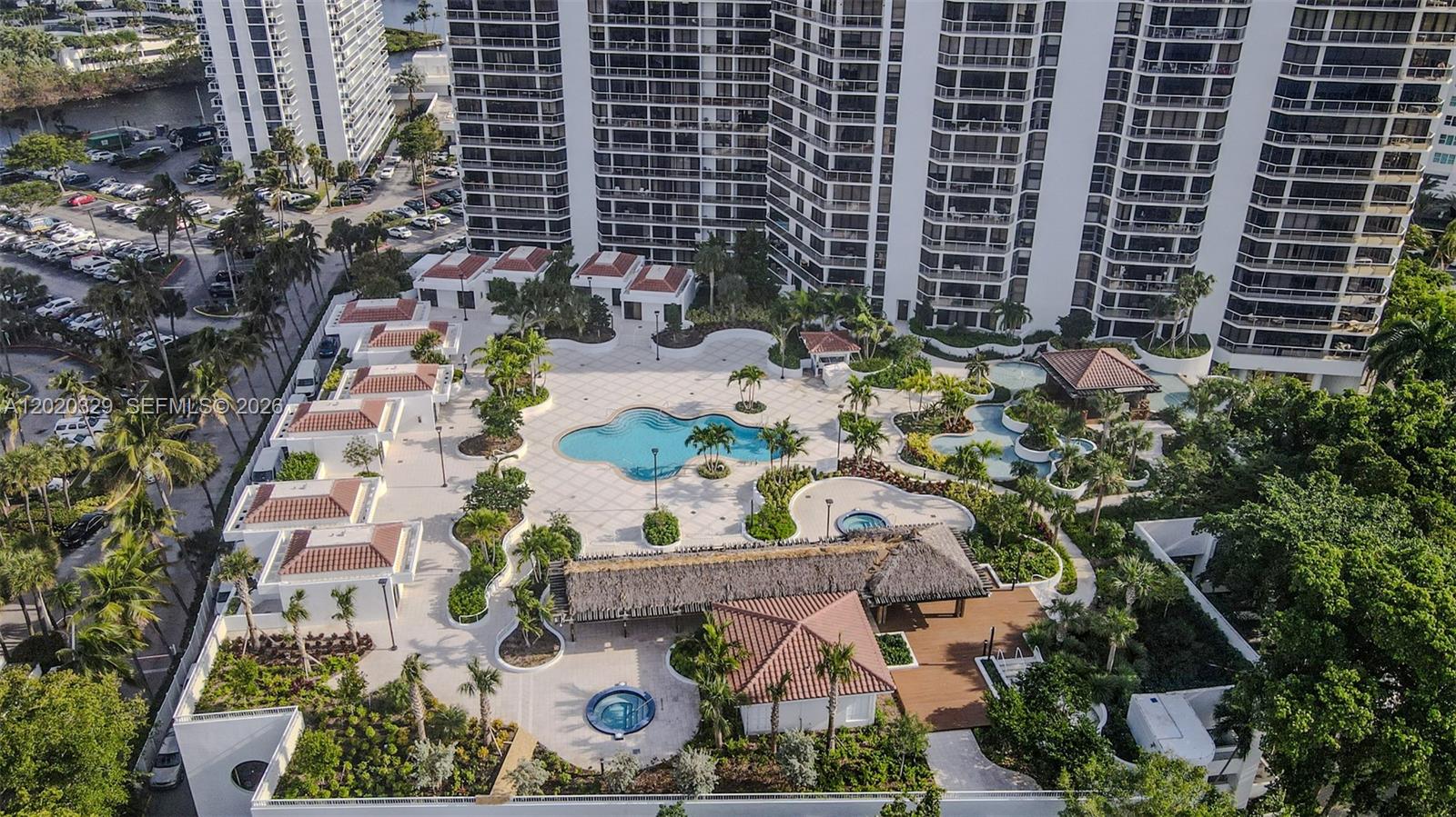 20281 E Country Clb Dr #2101 Aventura, FL 33180