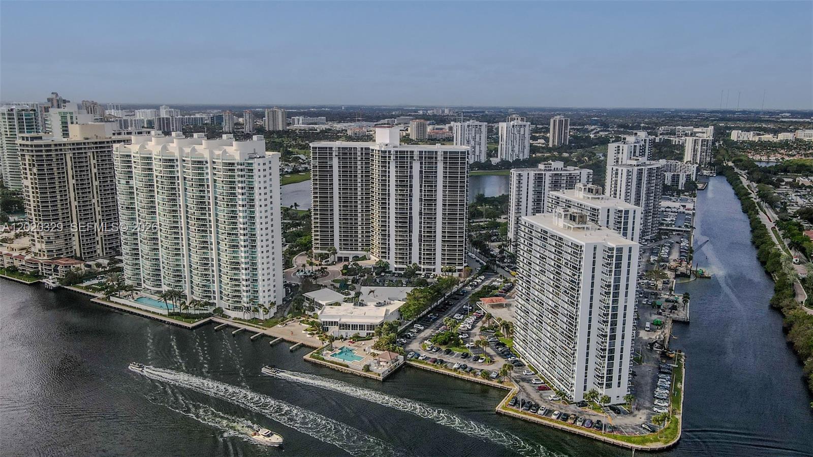 20281 E Country Clb Dr #2101 Aventura, FL 33180
