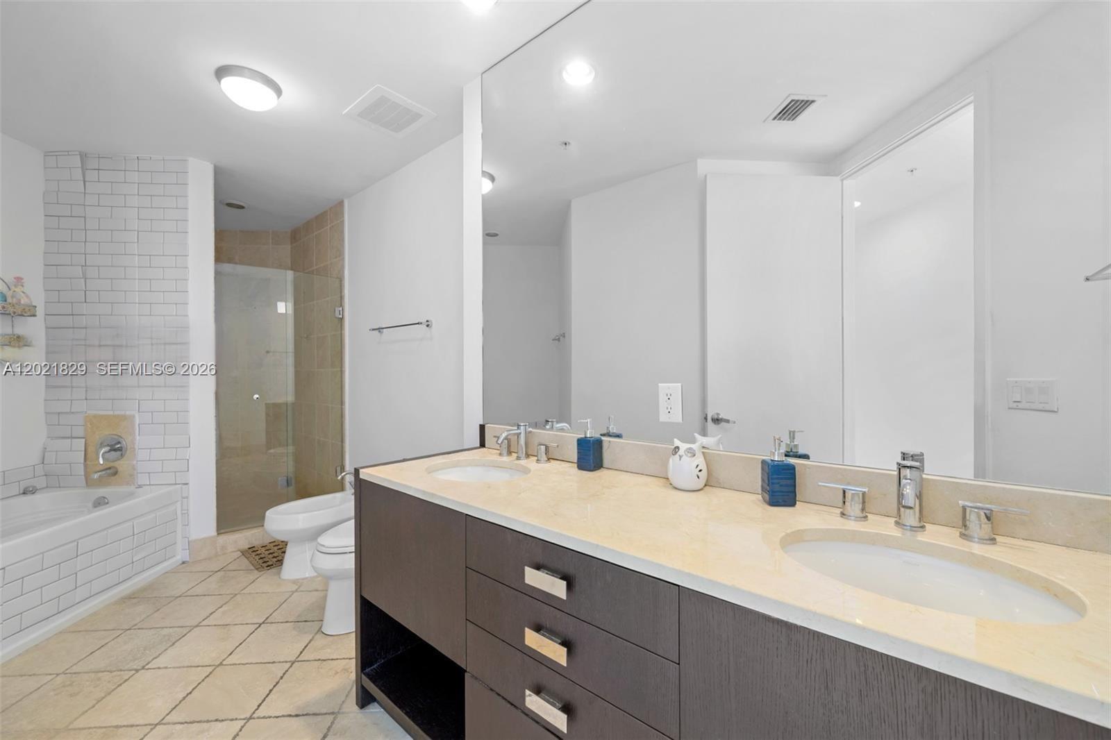 18201 Collins Ave #3501A Sunny Isles Beach, FL 33160