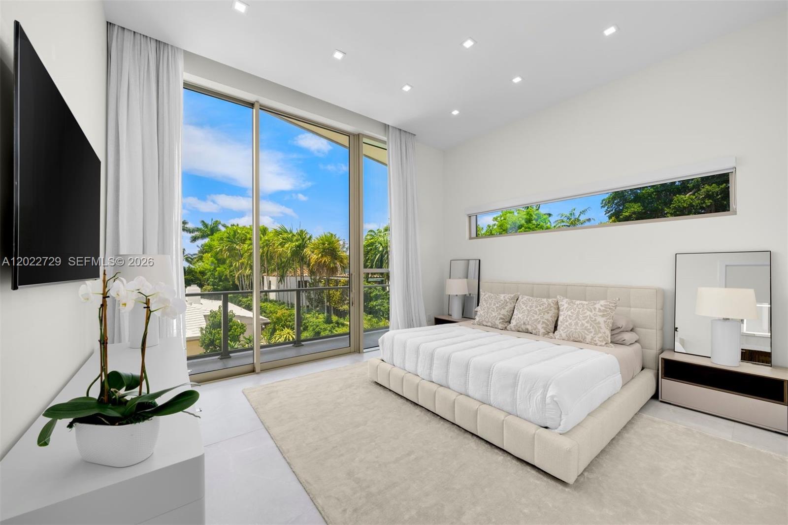 1201 W 47th St Miami Beach, FL 33140