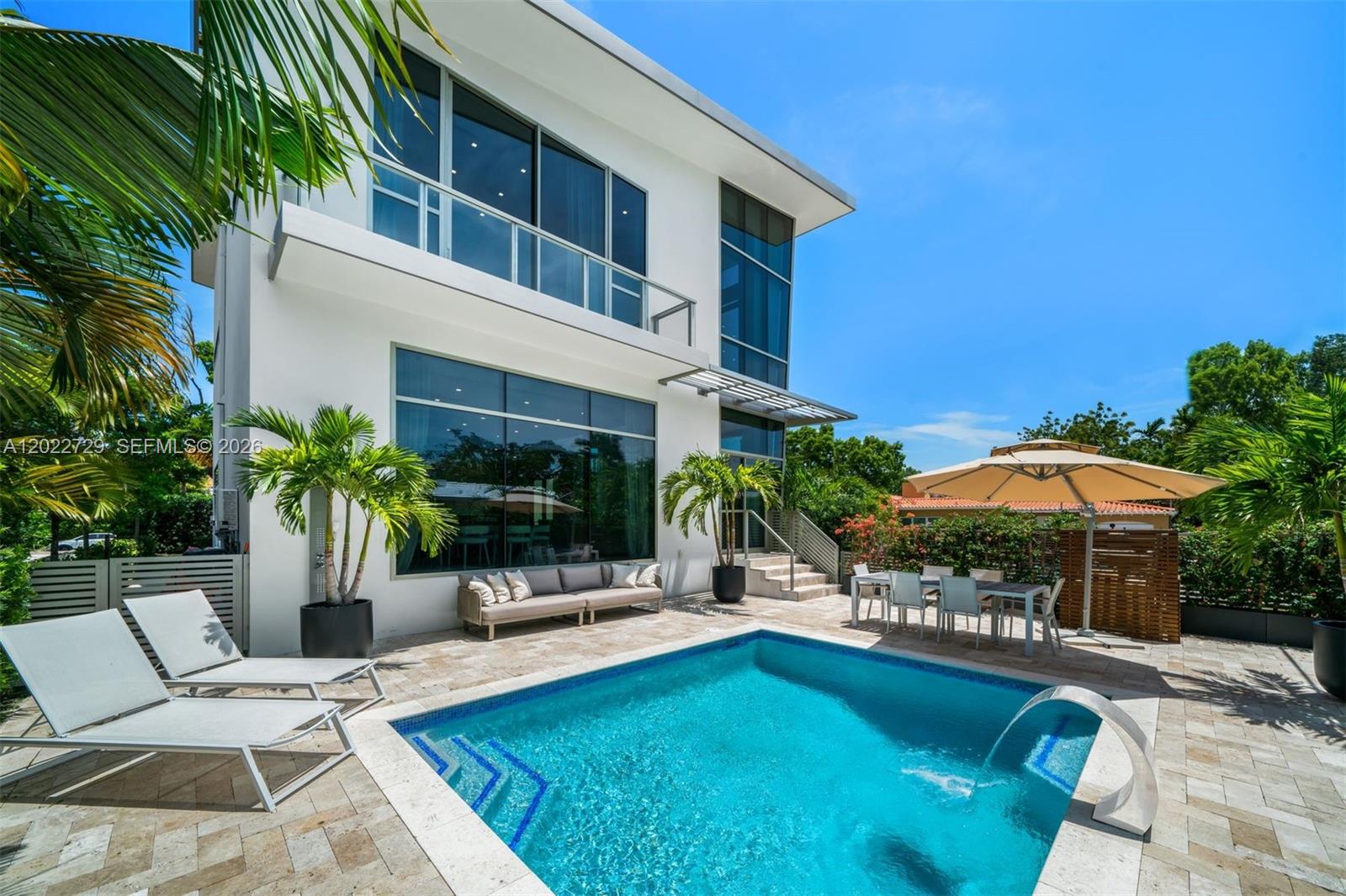 1201 W 47th St Miami Beach, FL 33140