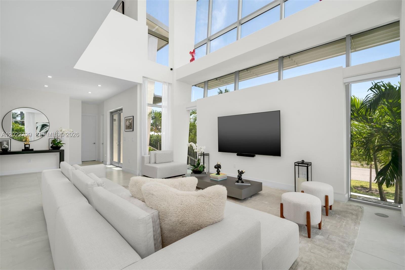 1201 W 47th St Miami Beach, FL 33140