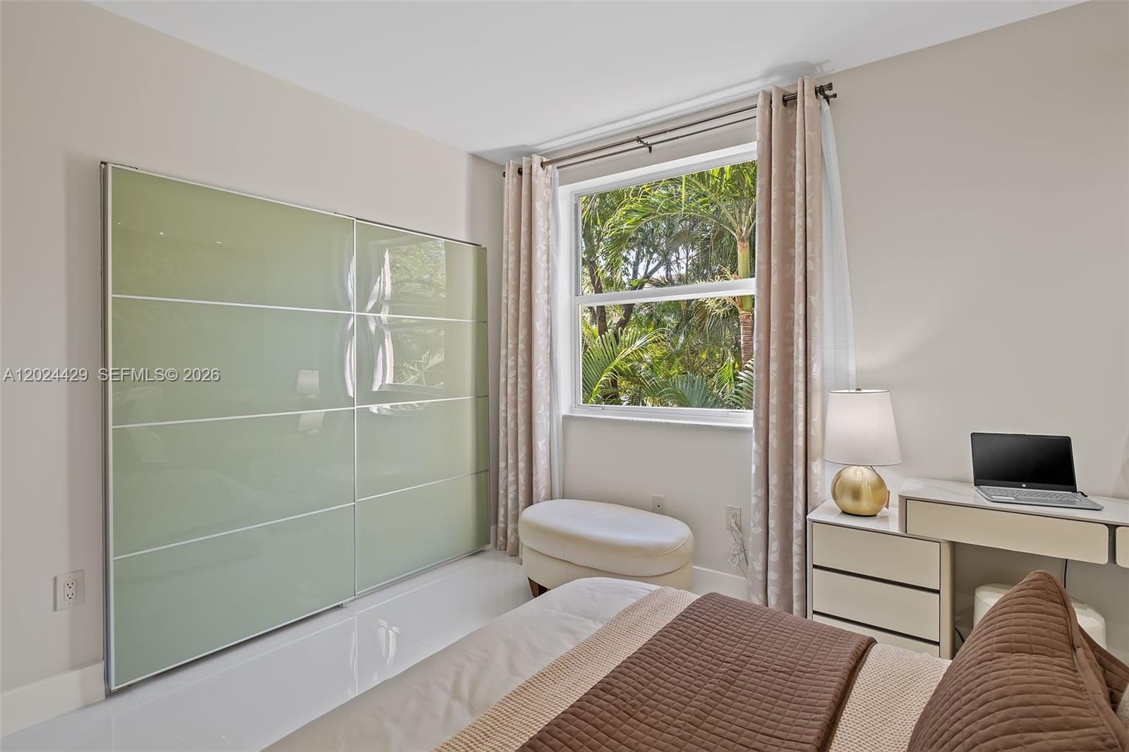 17145 N Bay Rd #4204 Sunny Isles Beach, FL 33160