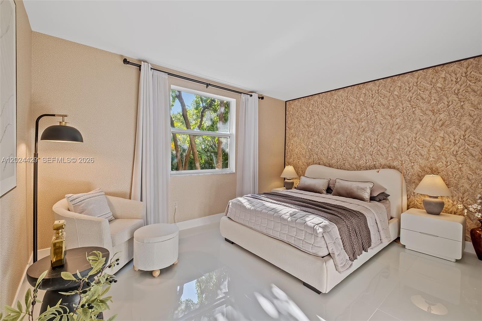 17145 N Bay Rd #4204 Sunny Isles Beach, FL 33160