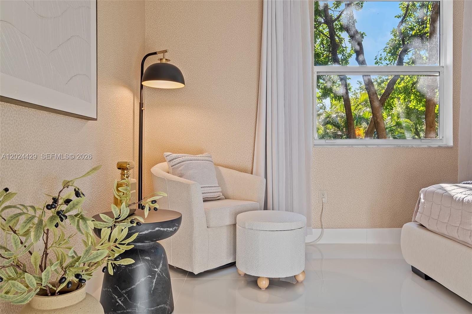 17145 N Bay Rd #4204 Sunny Isles Beach, FL 33160
