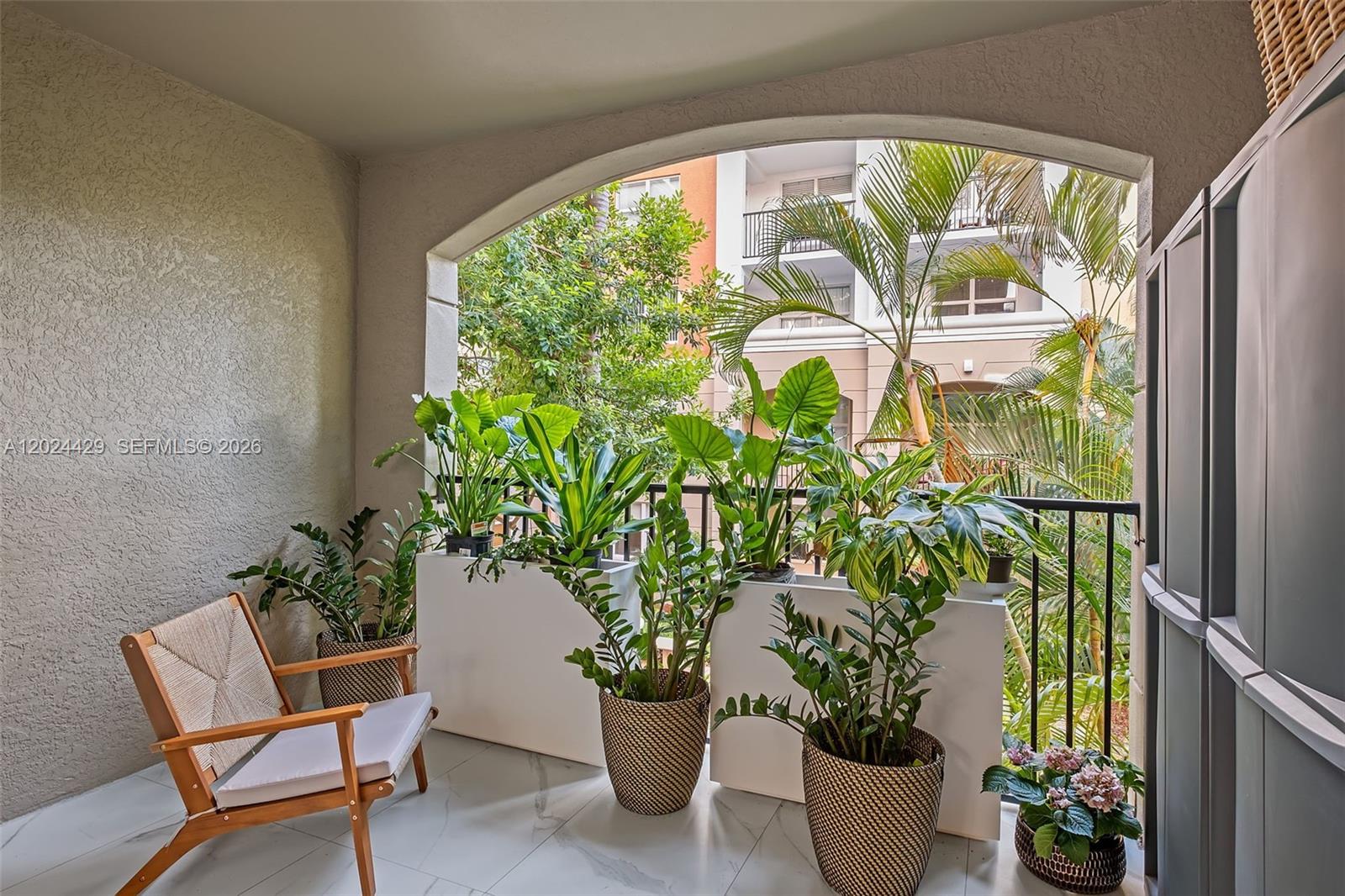 17145 N Bay Rd #4204 Sunny Isles Beach, FL 33160