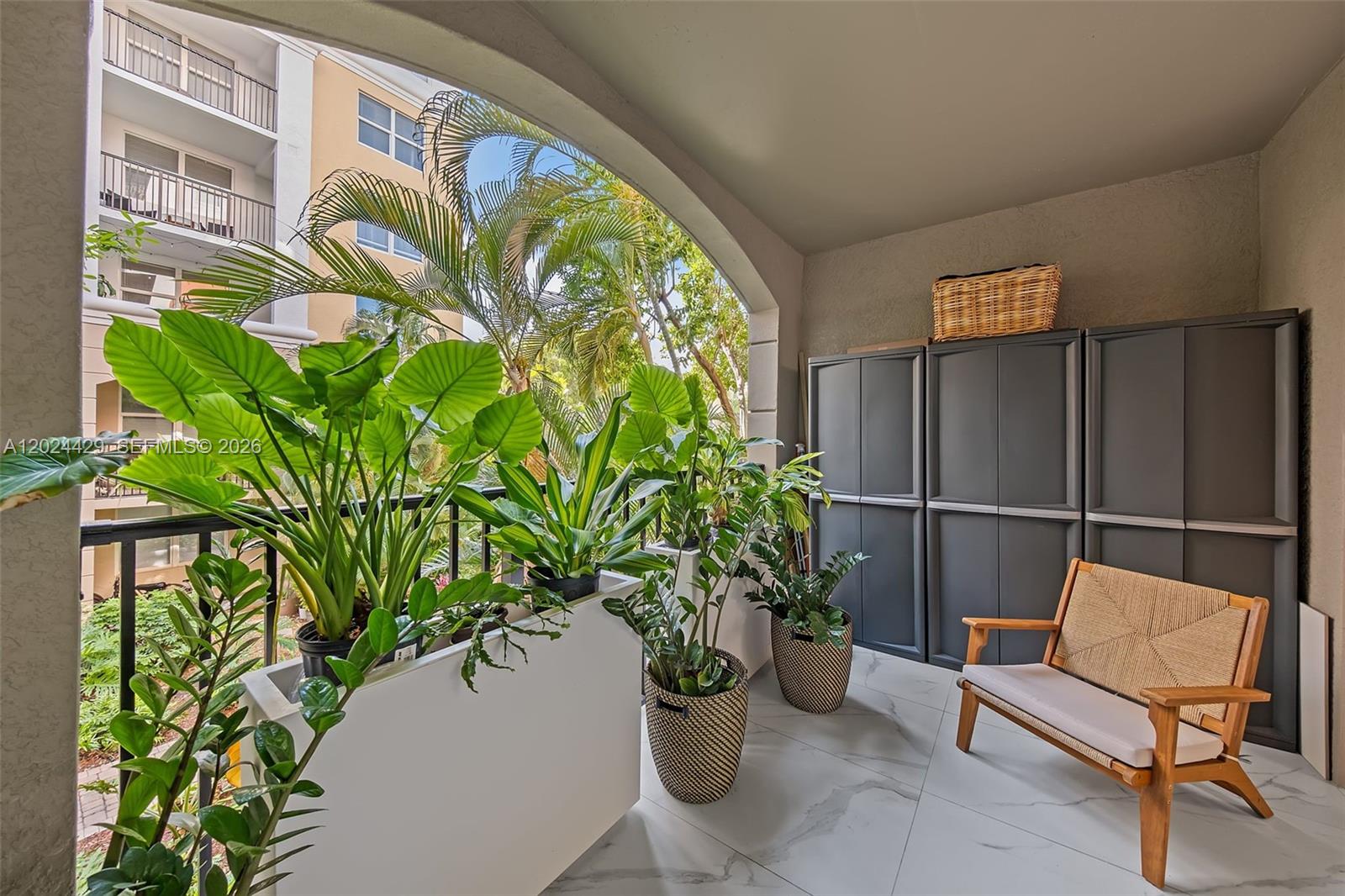 17145 N Bay Rd #4204 Sunny Isles Beach, FL 33160
