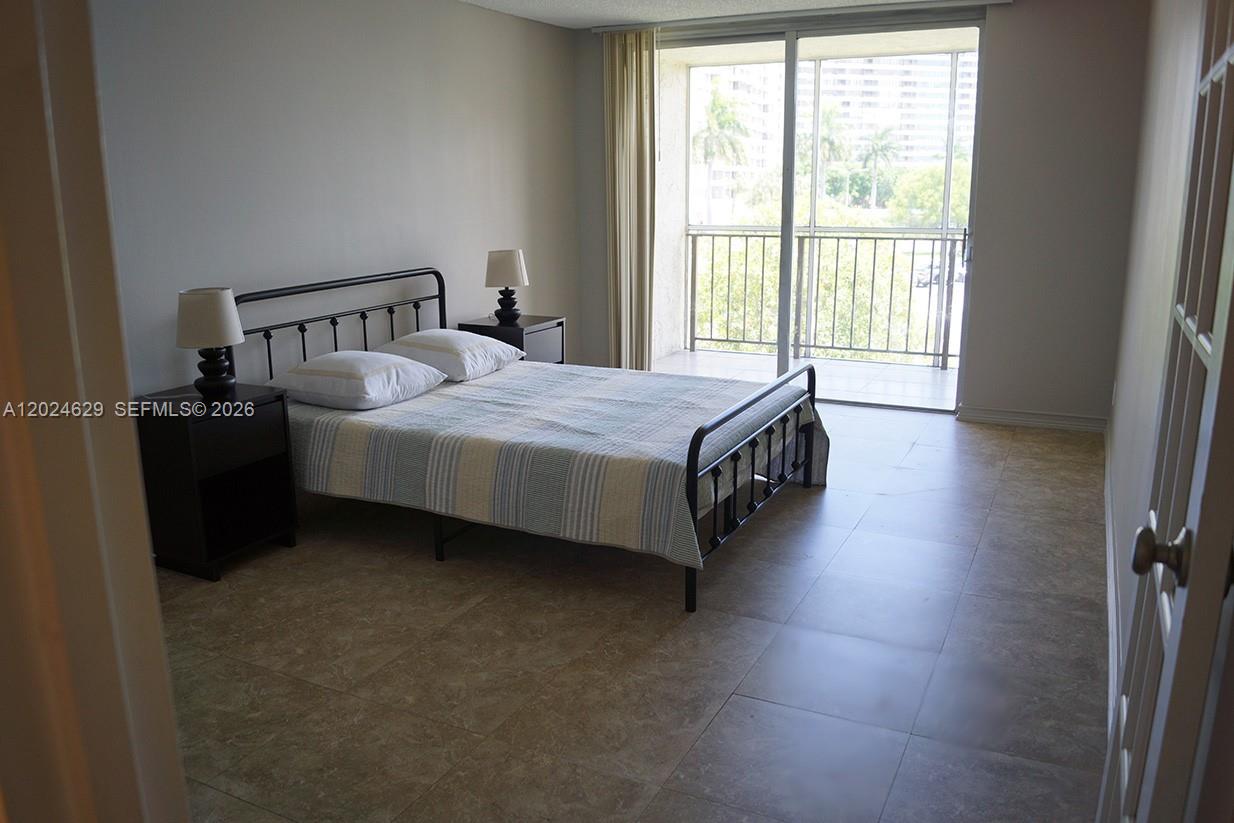 801 Three Iss Blvd #312 Hallandale Beach, FL 33009