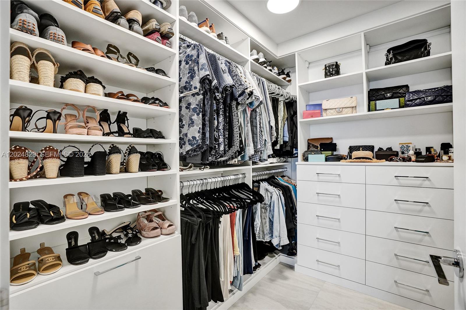 153 N Seabreeze #1403 Fort Lauderdale, FL 33304