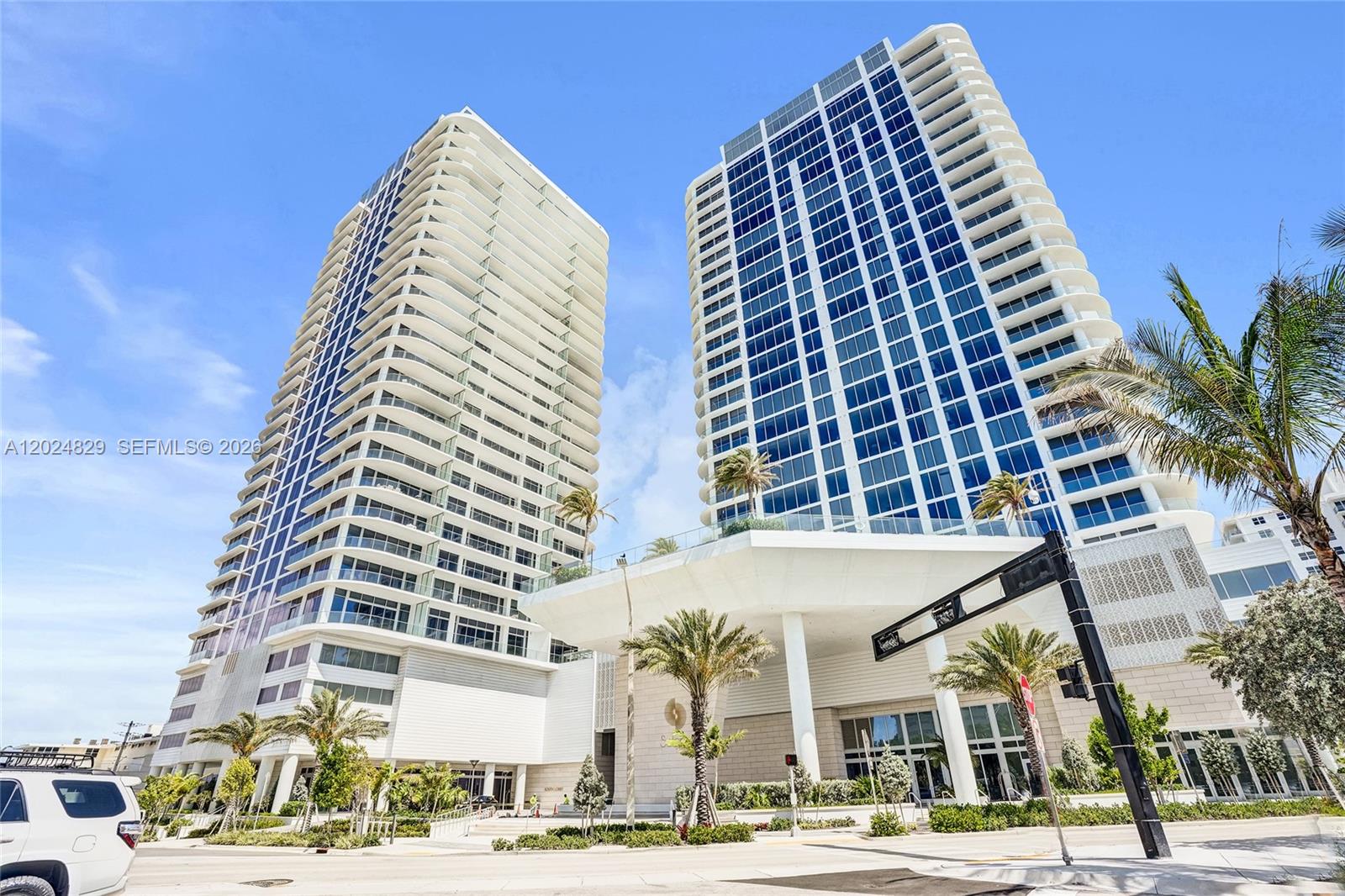 153 N Seabreeze #1403 Fort Lauderdale, FL 33304