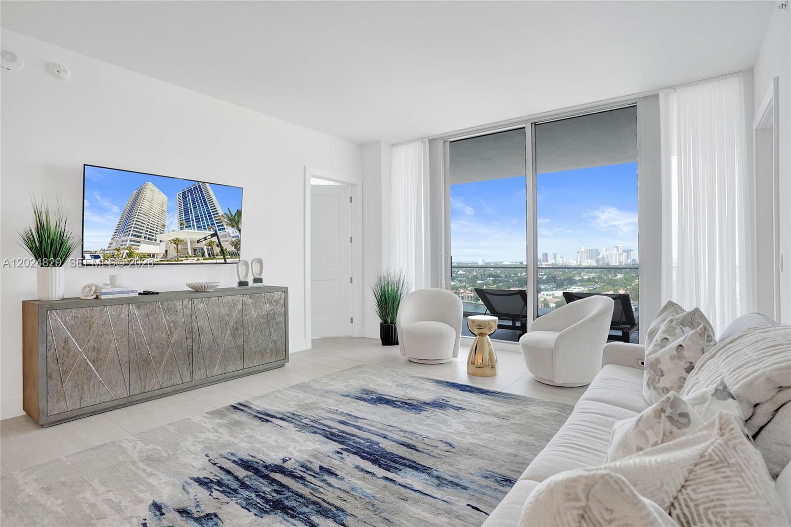 153 N Seabreeze #1403 Fort Lauderdale, FL 33304