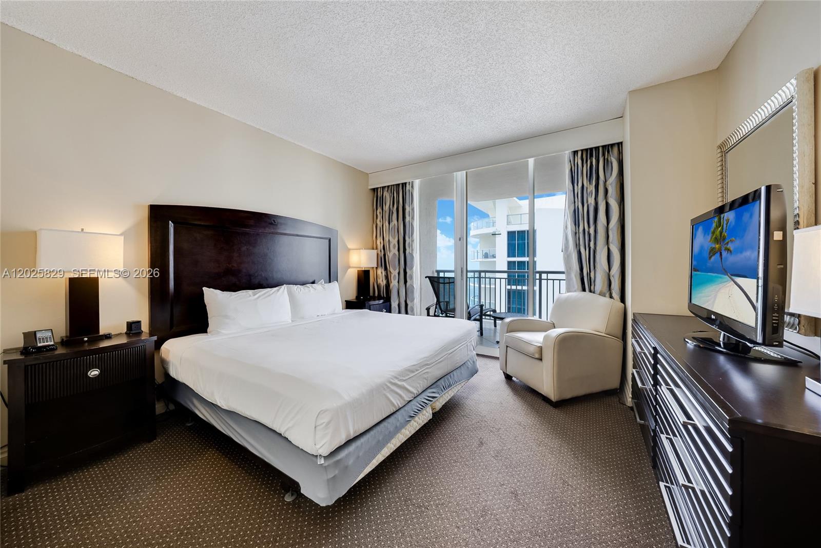 17375 Collins Ave #2403 Sunny Isles Beach, FL 33160