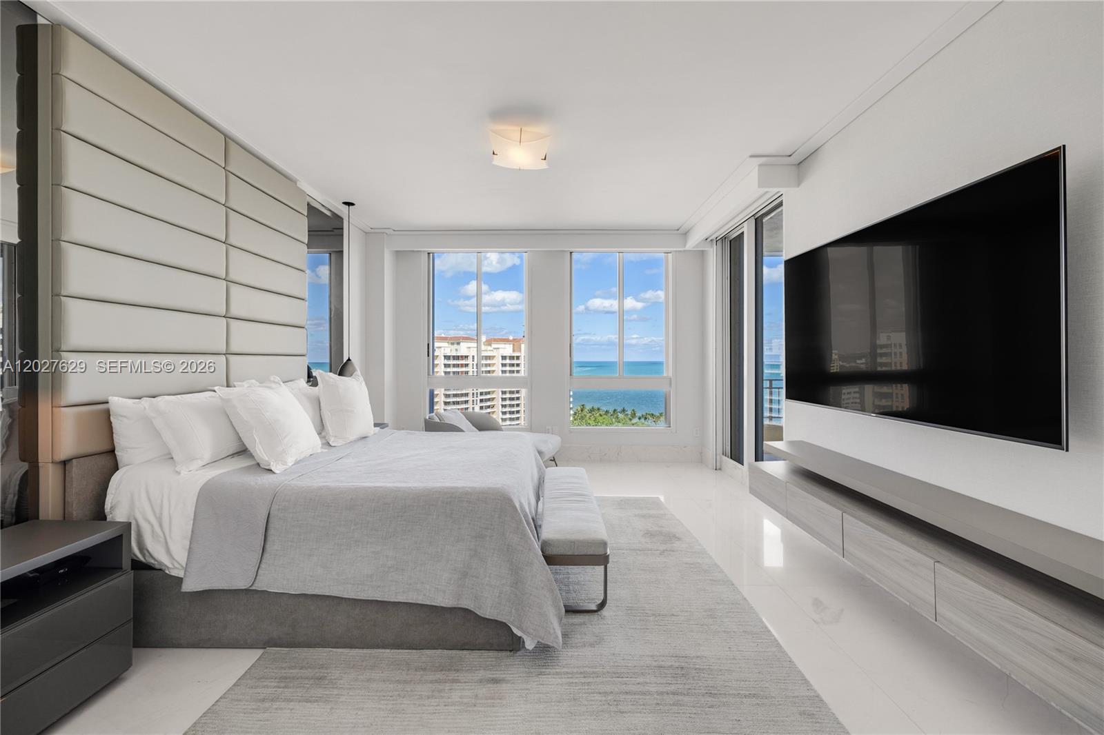 799 Crandon Blvd #PH-8 Key Biscayne, FL 33149