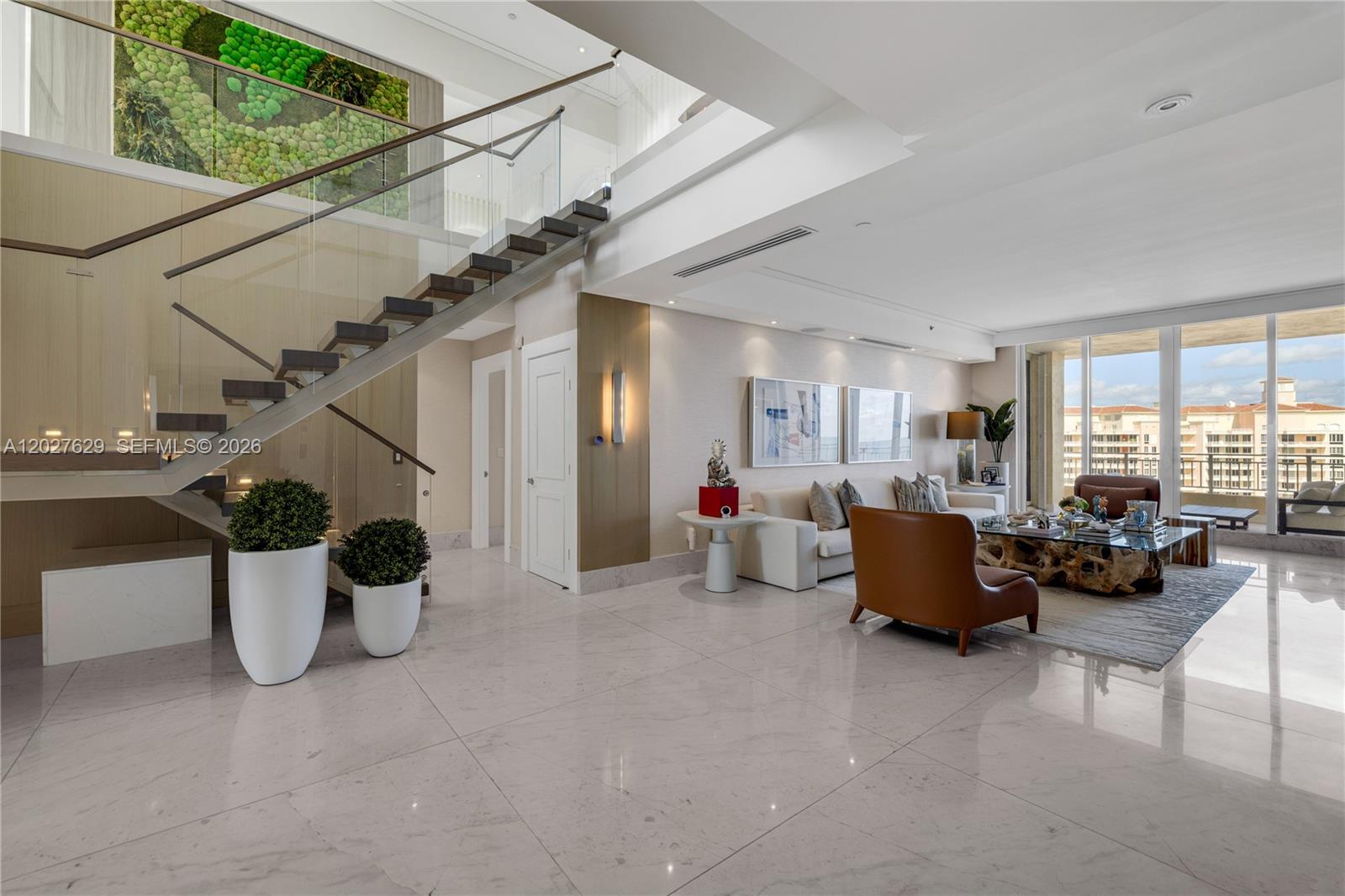 799 Crandon Blvd #PH-8 Key Biscayne, FL 33149