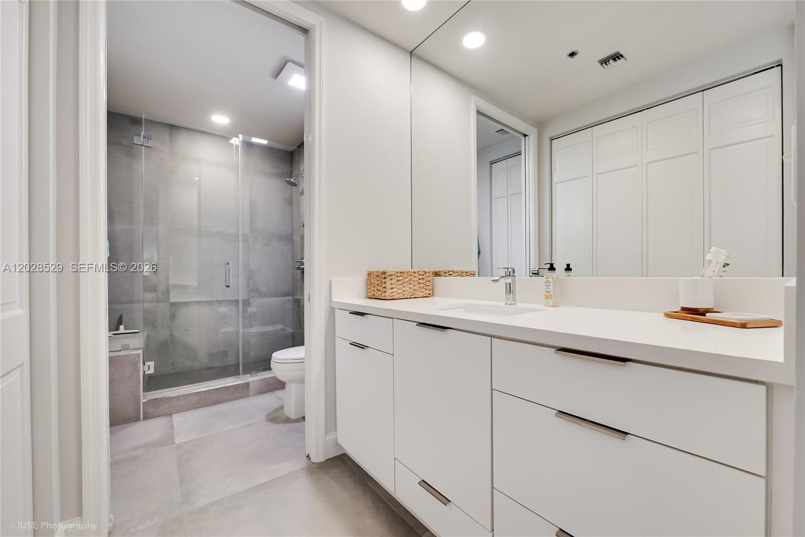 Undisclosed Address Coral Gables, FL 33158