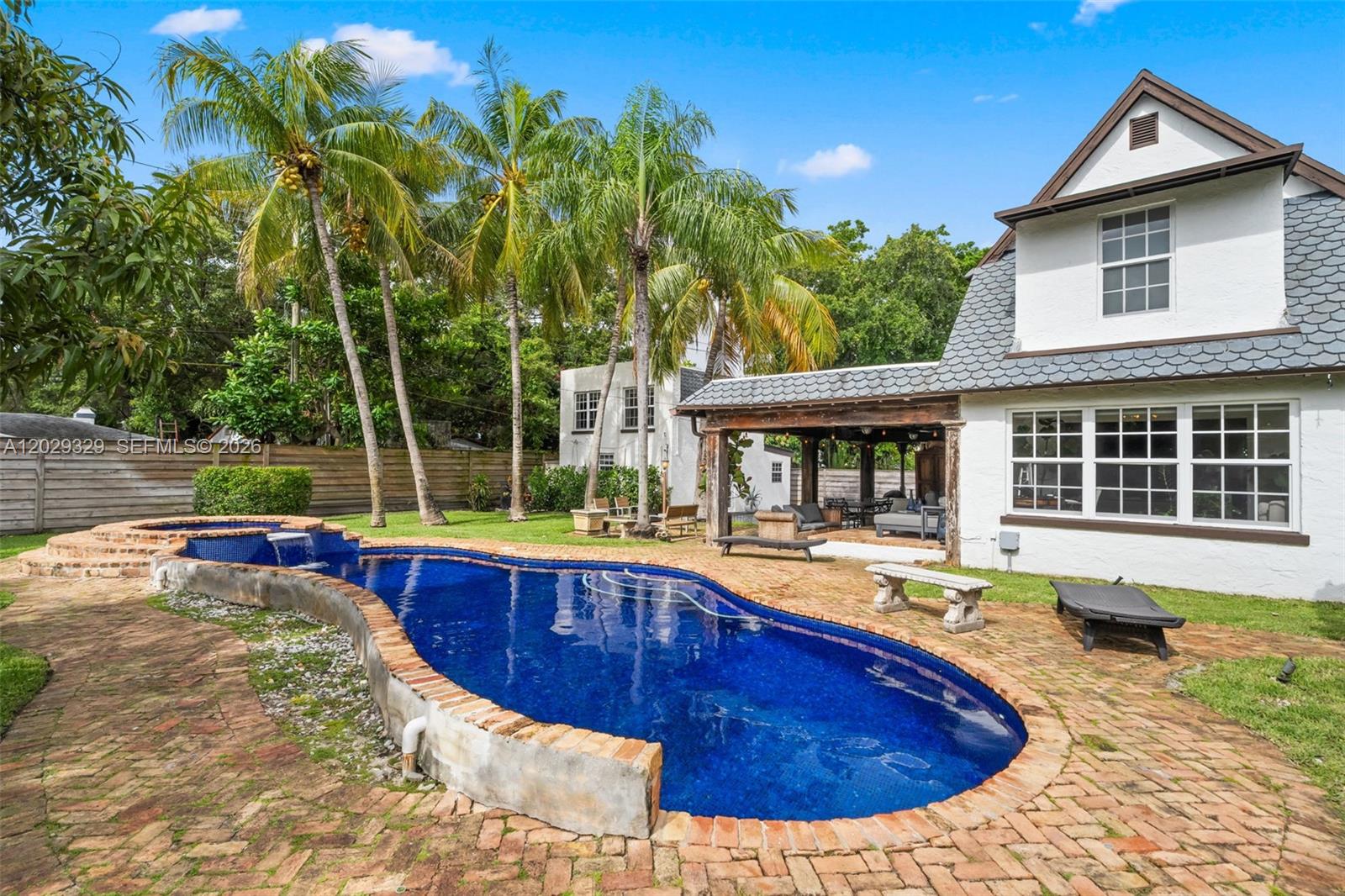 646 NE 81st St Miami, FL 33138