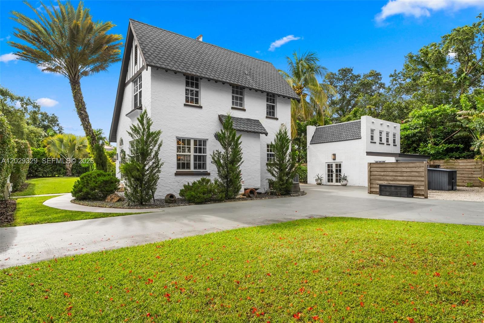 646 NE 81st St Miami, FL 33138