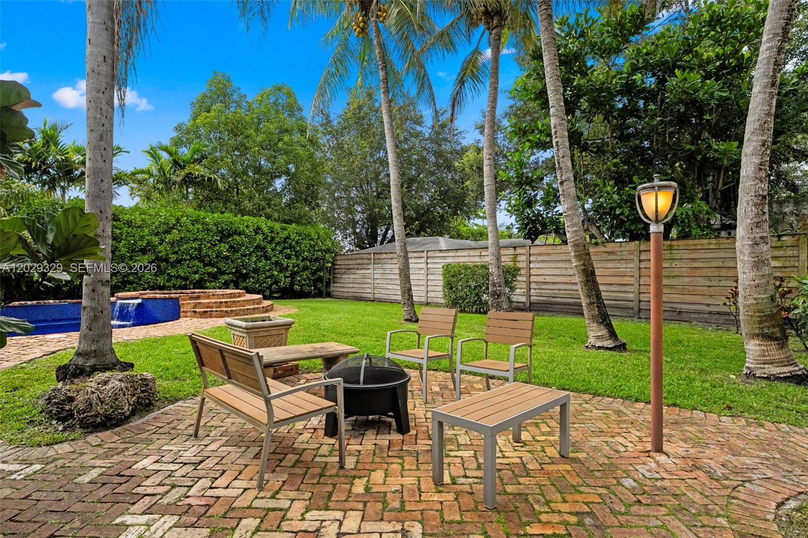 646 NE 81st St Miami, FL 33138
