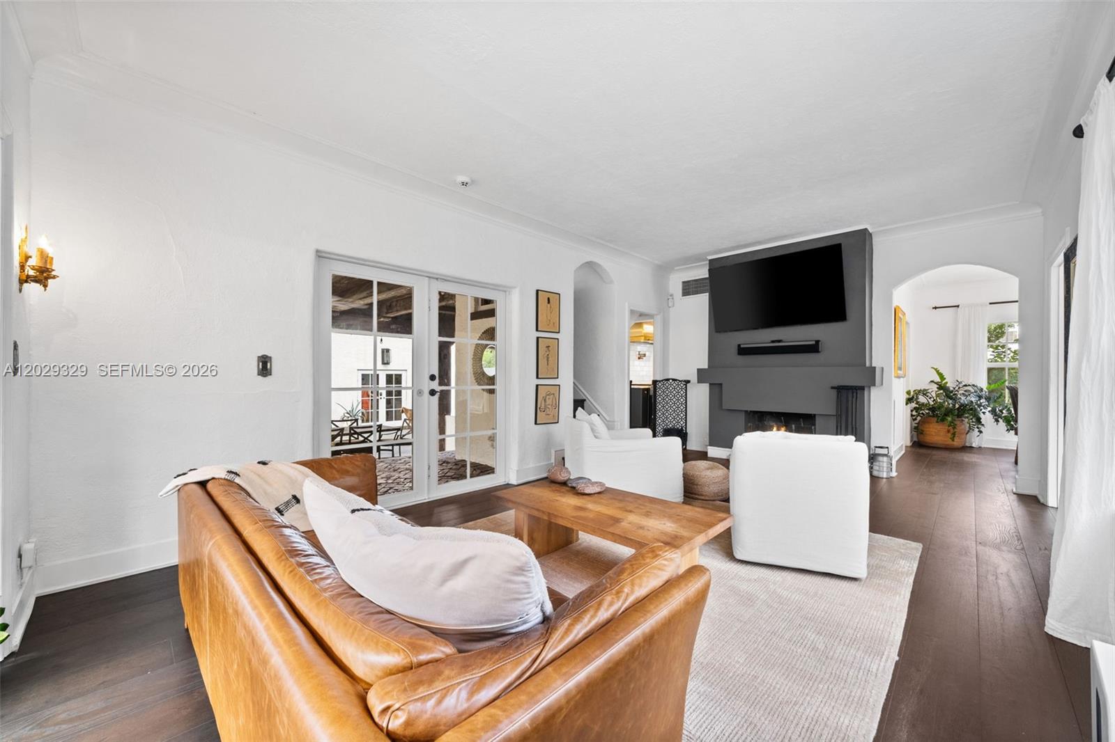 646 NE 81st St Miami, FL 33138