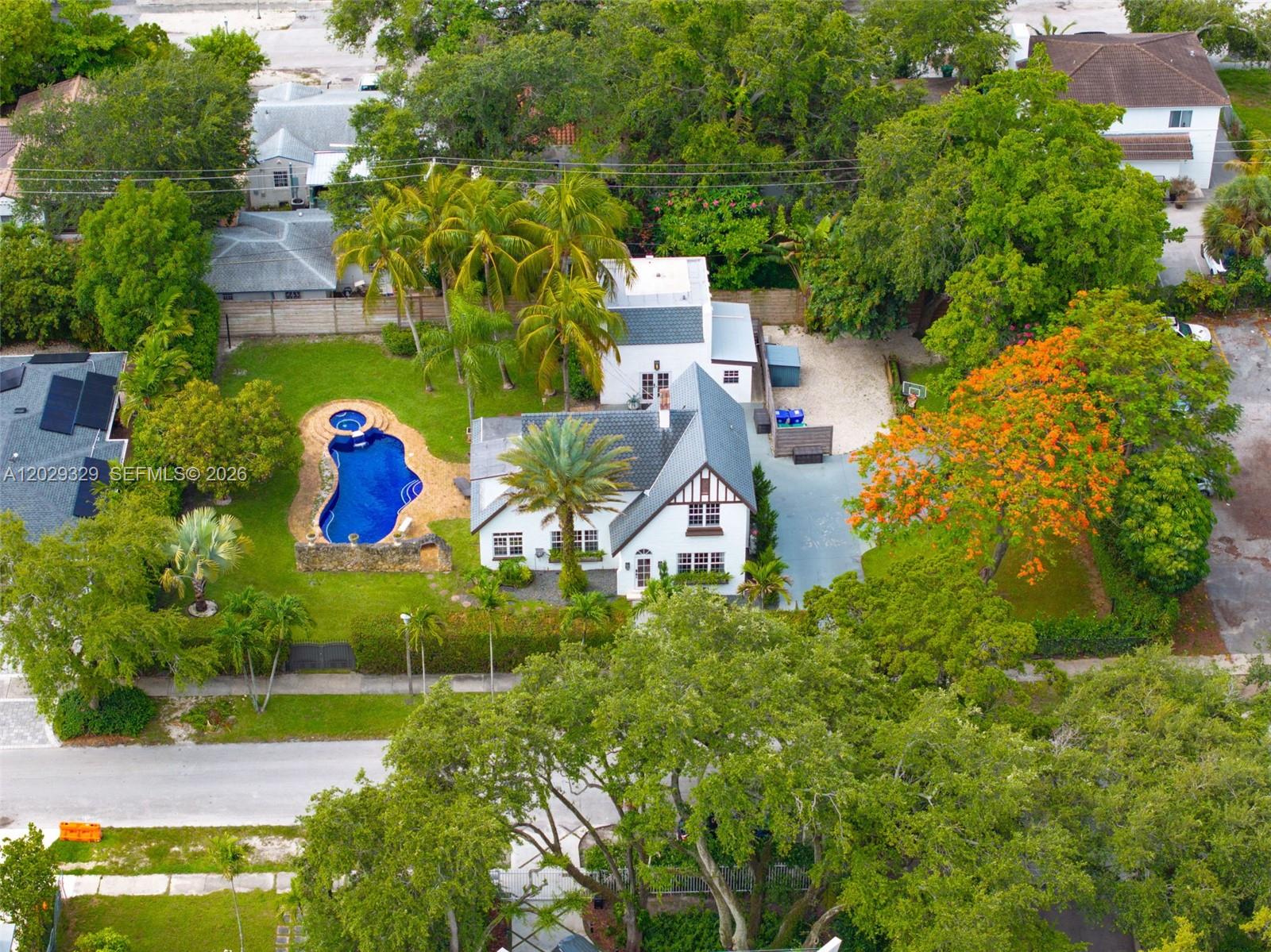 646 NE 81st St Miami, FL 33138