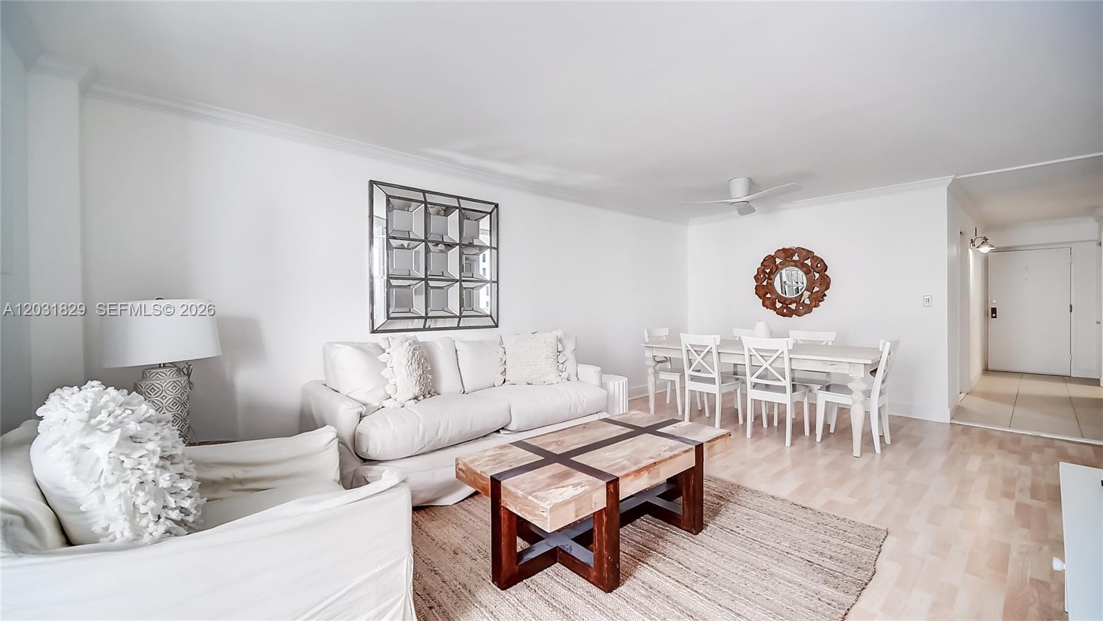 2401 Collins #904