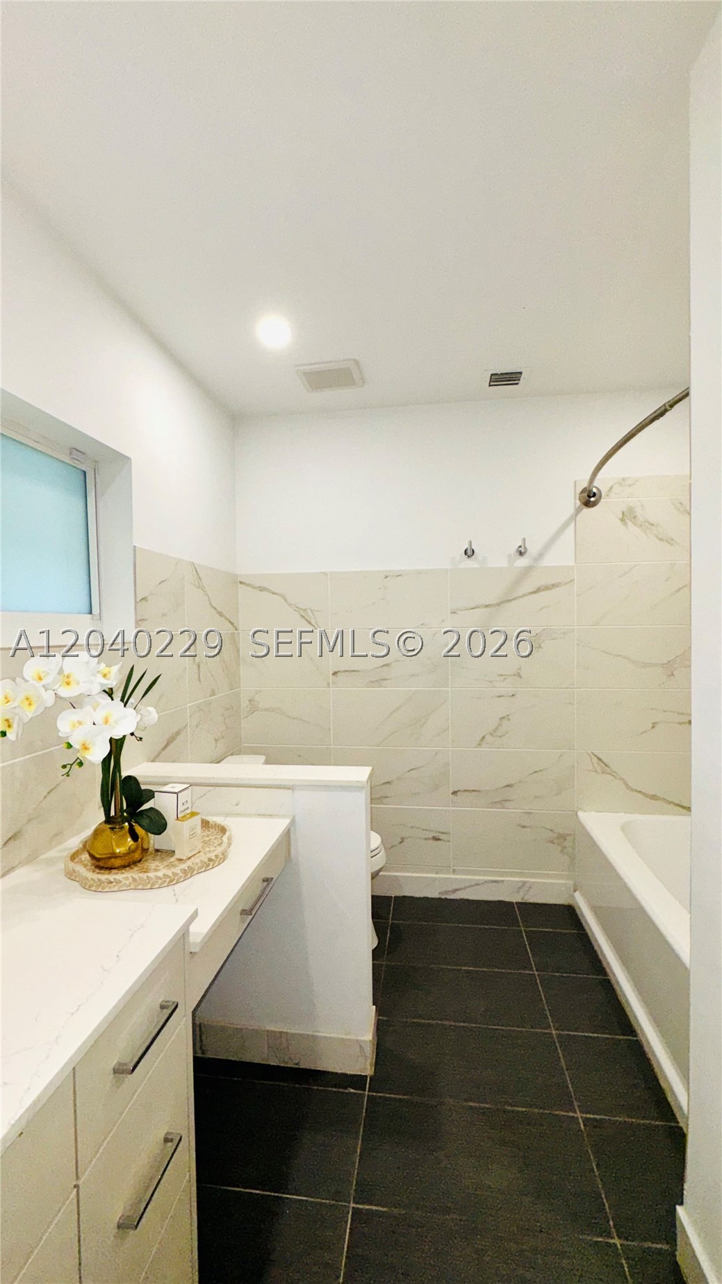 7415 SW 56th Ave Miami, FL 33143