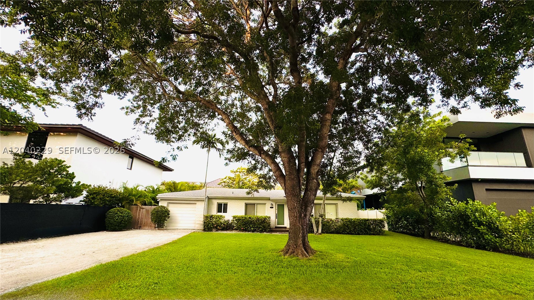 7415 SW 56th Ave Miami, FL 33143