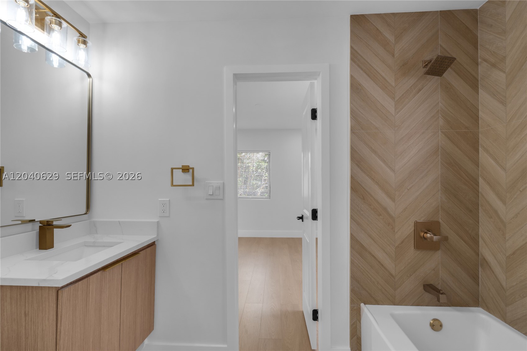 337 W 28th St Miami Beach, FL 33140