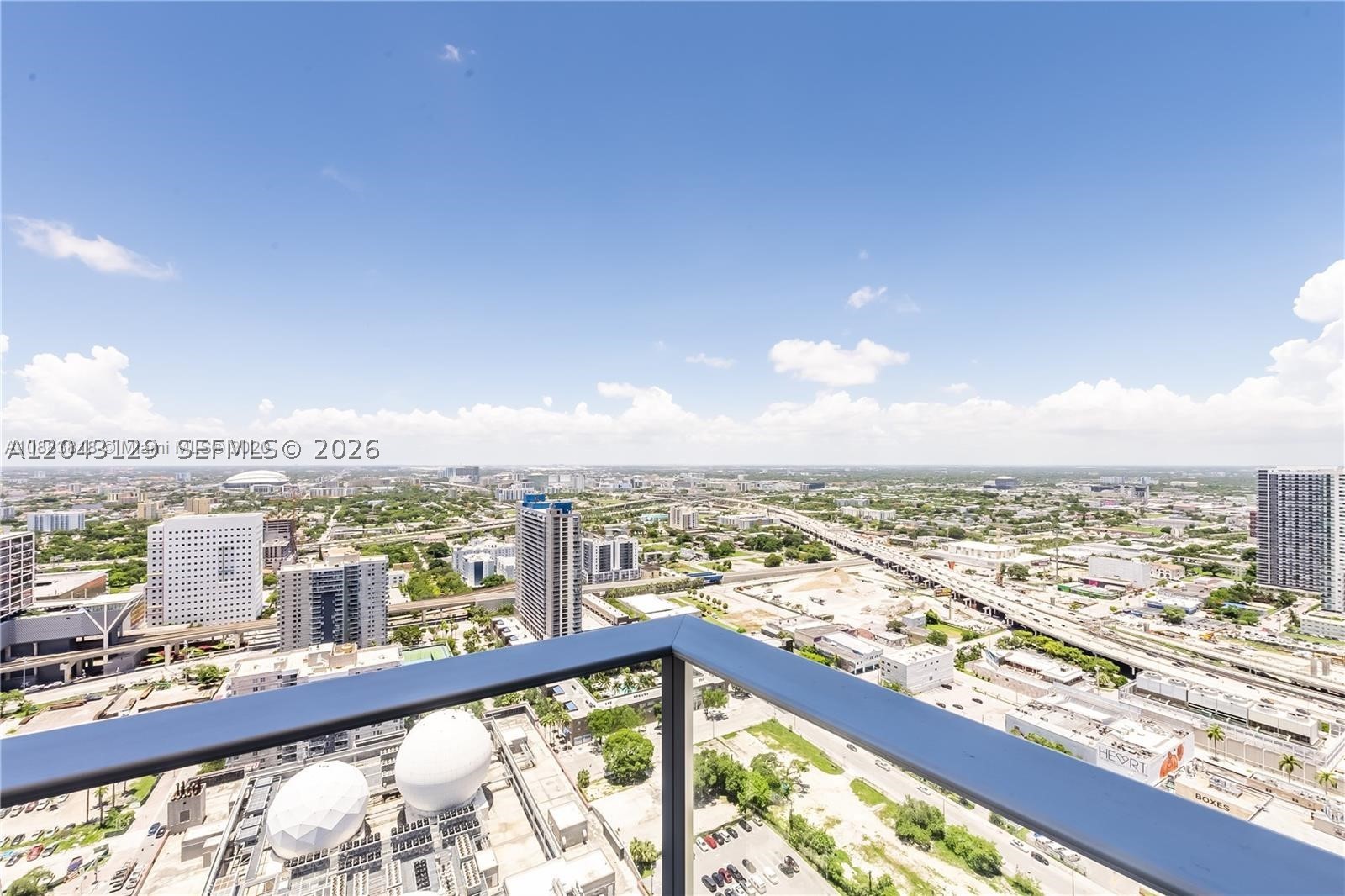 image Paramount Miami Worldcenter5