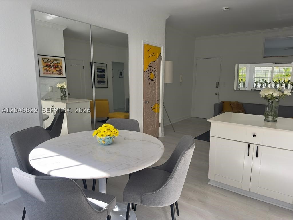 836 10th St #5 Miami Beach, FL 33139