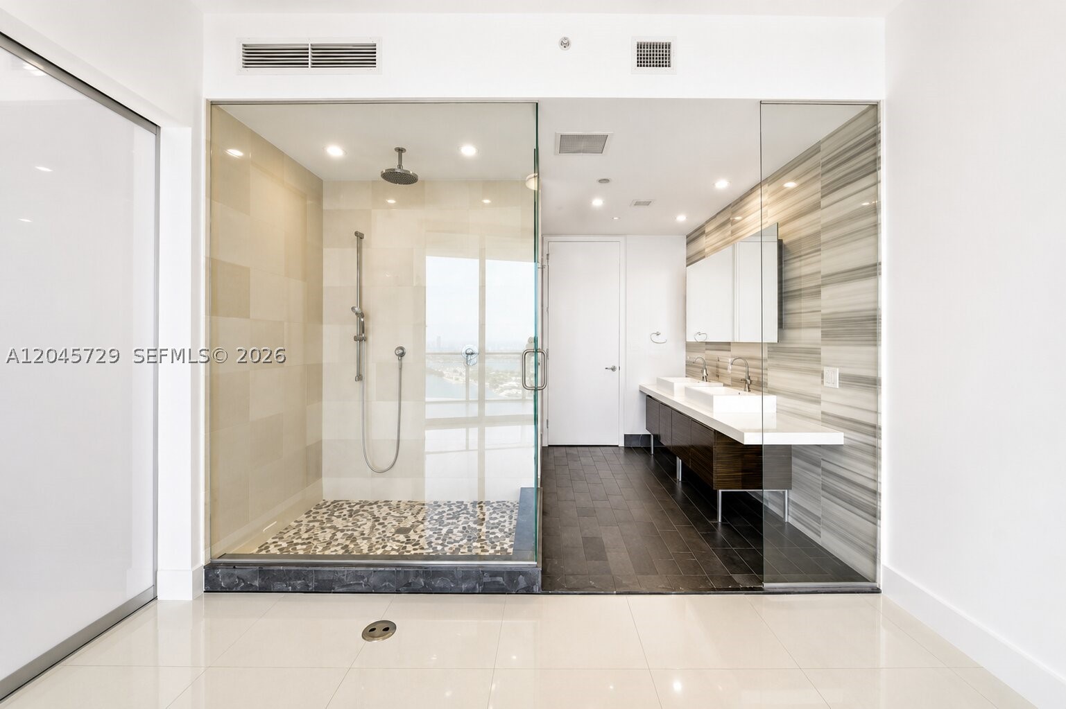 image Marquis Residences8