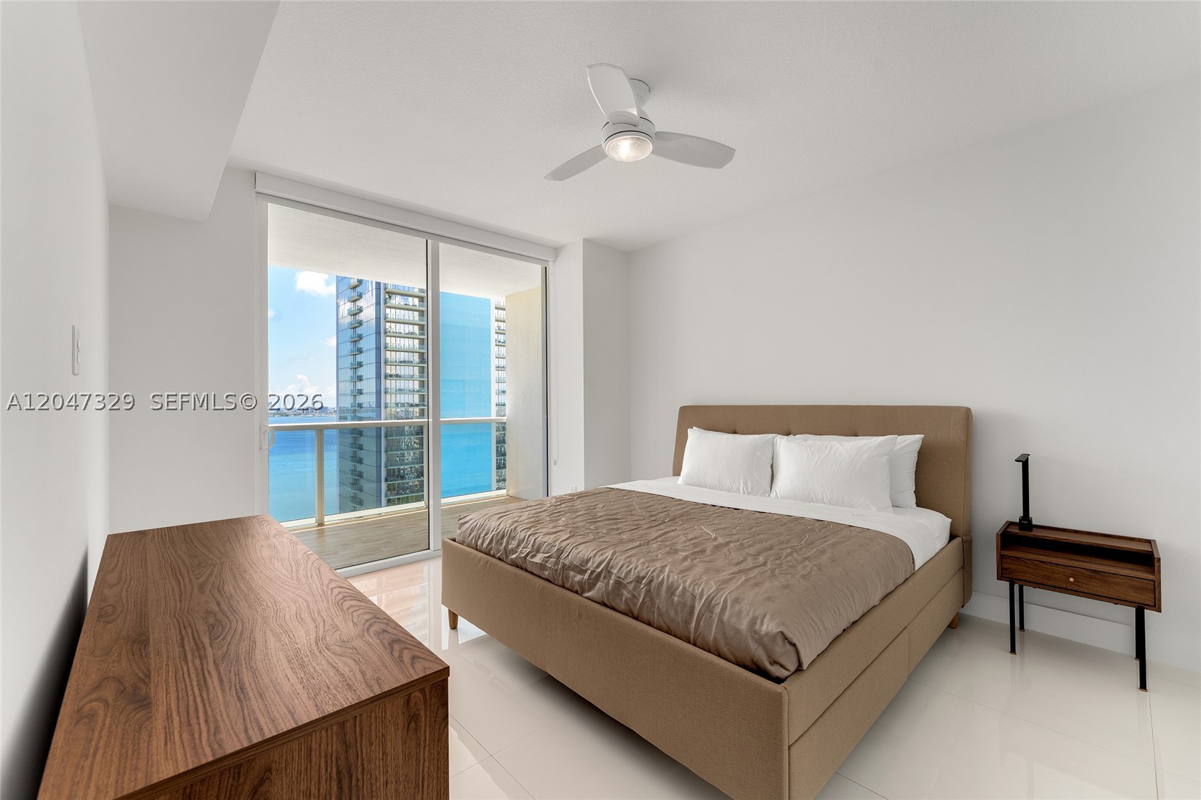 image Bay House16