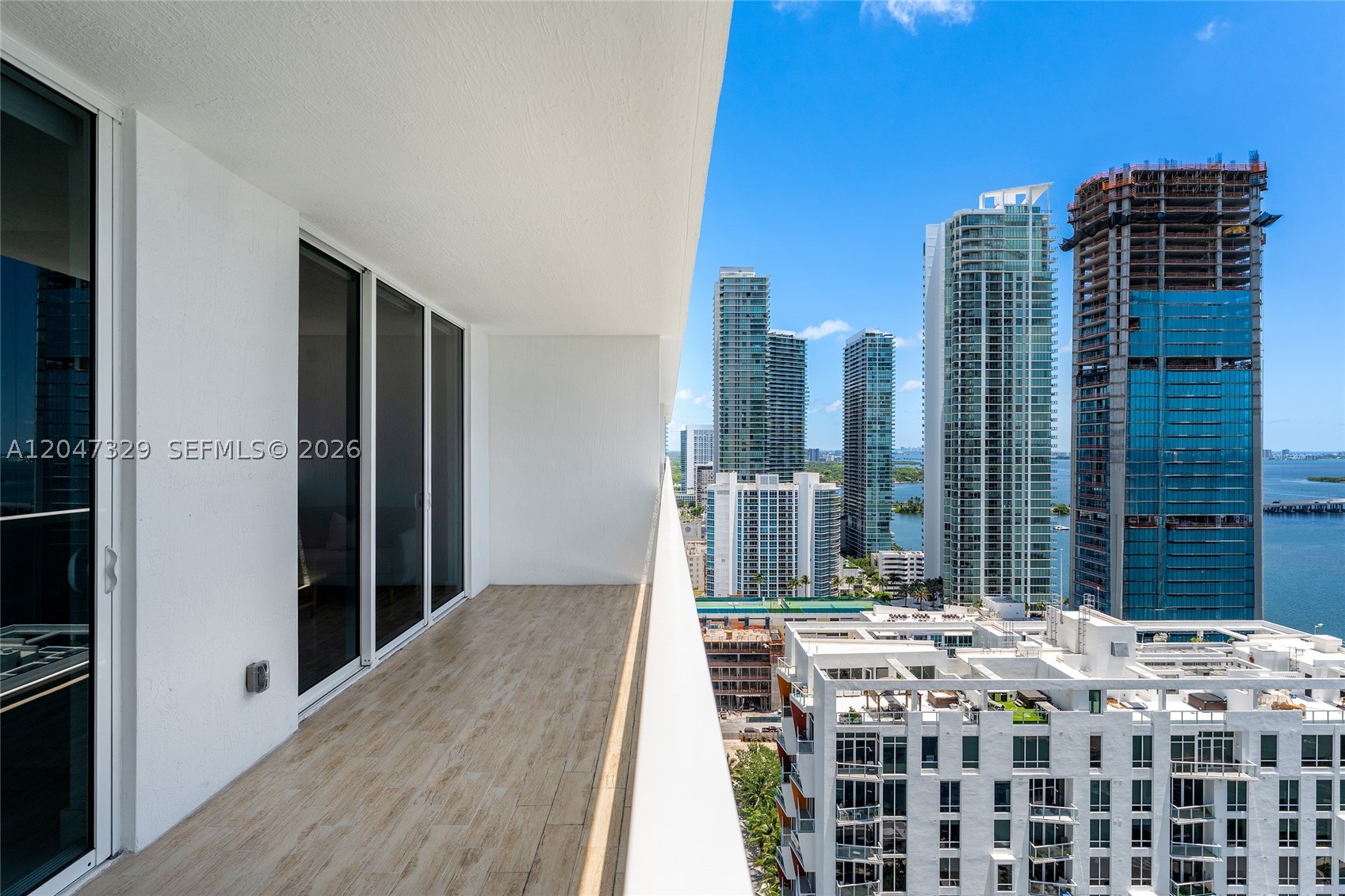 image Bay House20
