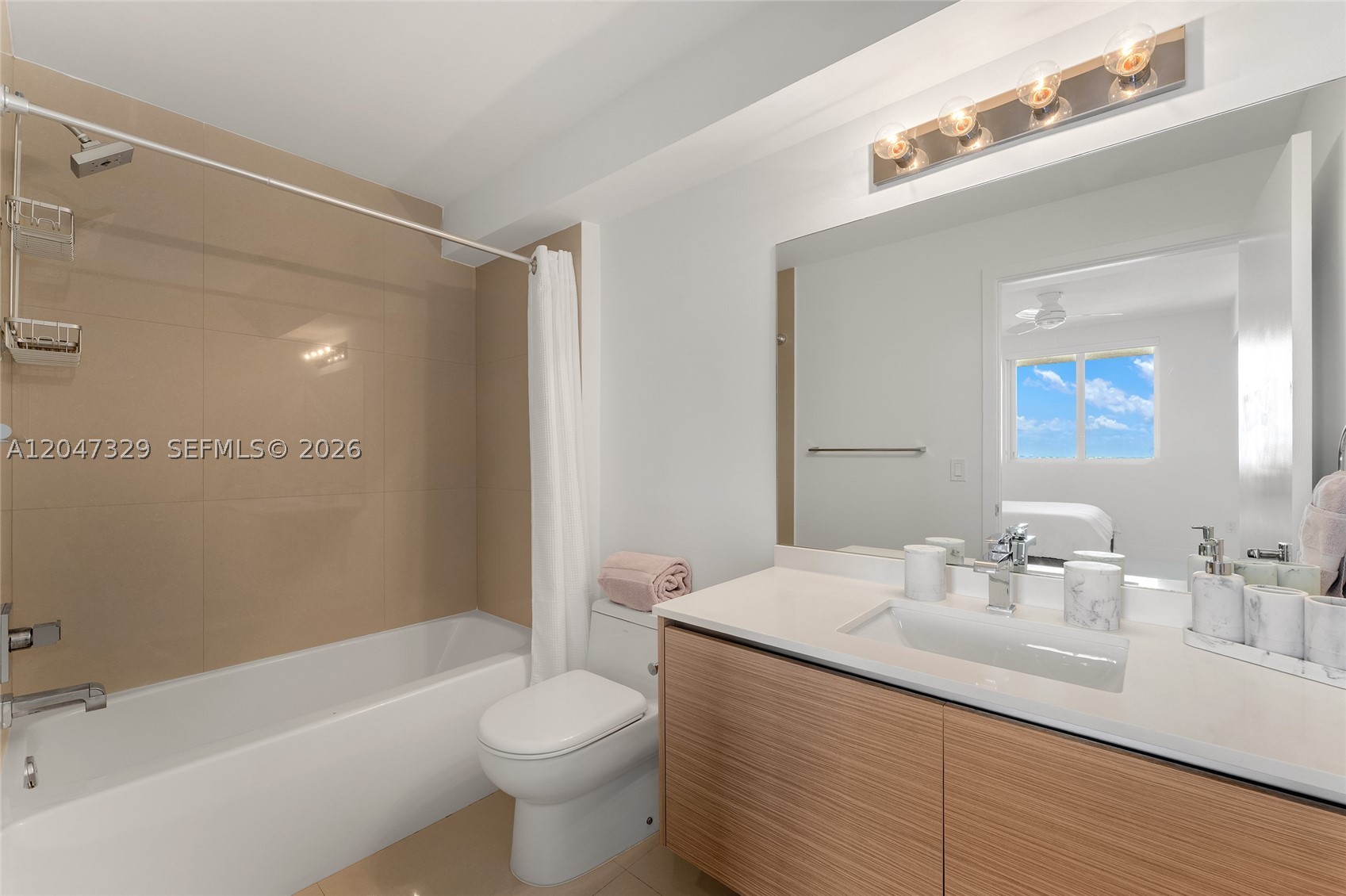 image Bay House27