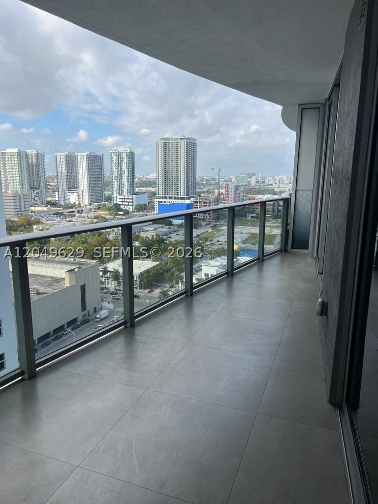 image Aria on the Bay6