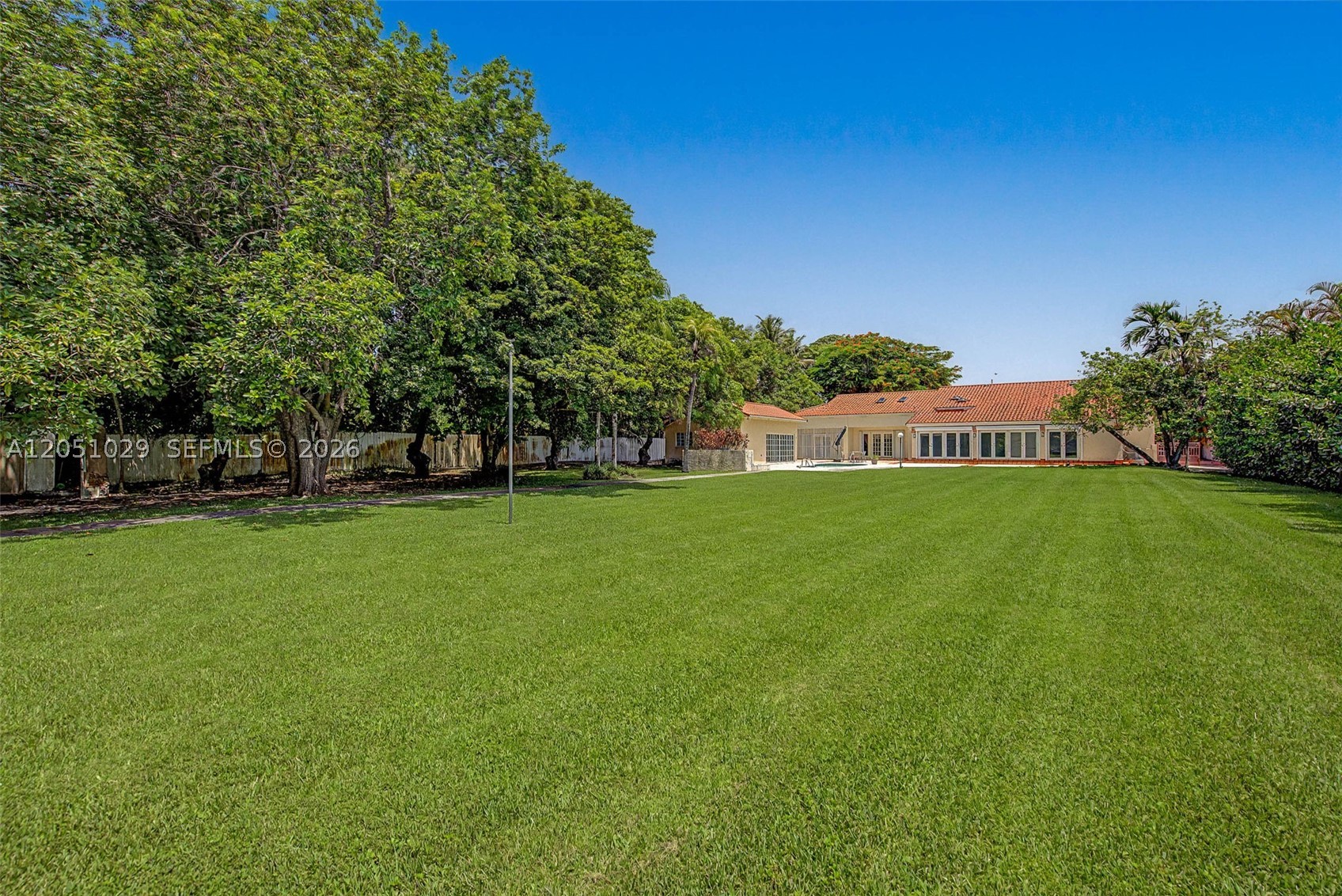 7030 Sunset Dr Miami, FL 33143
